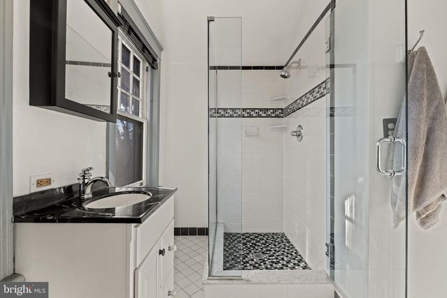 339 PARK AVE, Swarthmore, PA 19081