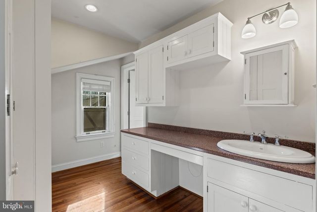 339 PARK AVE, Swarthmore, PA 19081