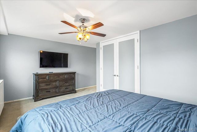 10 Lenox Road 2F, Rockville Centre, NY 11570