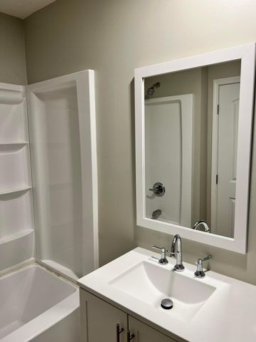2449 Wilson Avenue, Columbus, OH 43207
