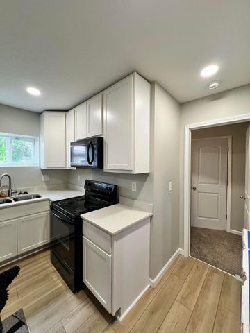 2449 Wilson Avenue, Columbus, OH 43207