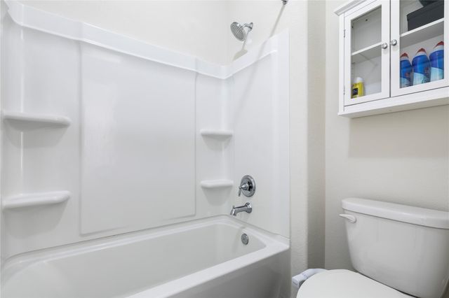 1001 McCormick CV, Hutto, TX 78634