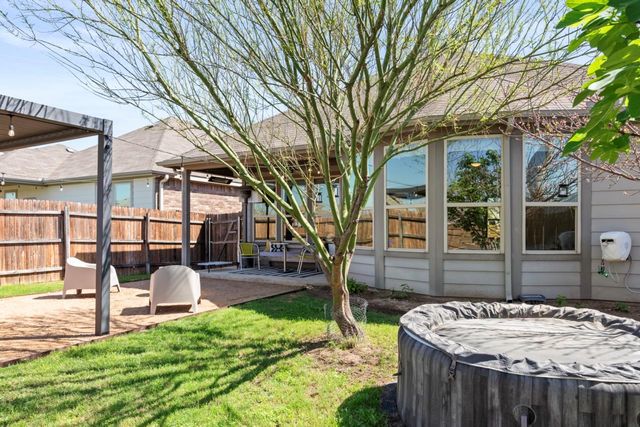 1001 McCormick CV, Hutto, TX 78634