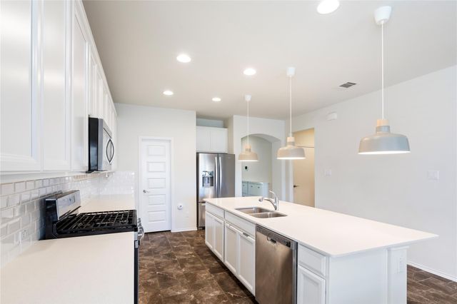 1001 McCormick CV, Hutto, TX 78634