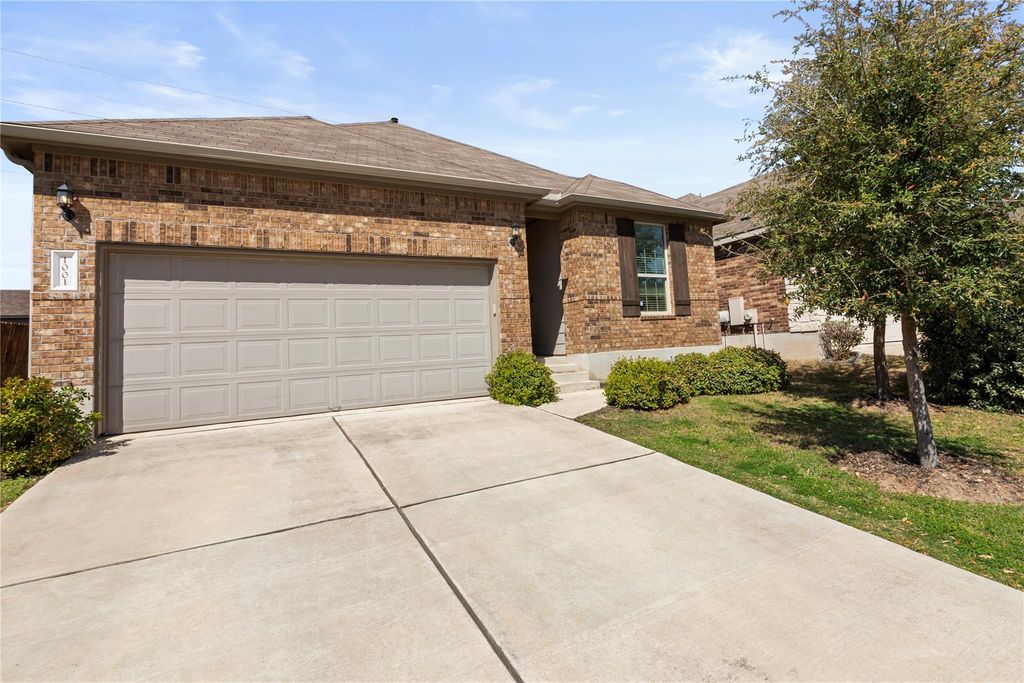 1001 McCormick CV, Hutto, TX 78634