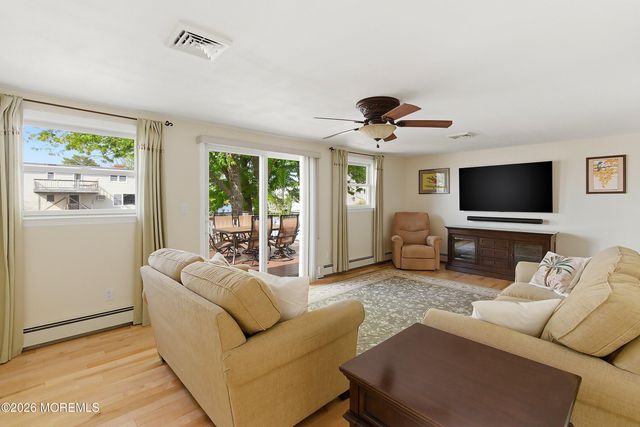 352 Silver Bay Road, Toms River, NJ 08753