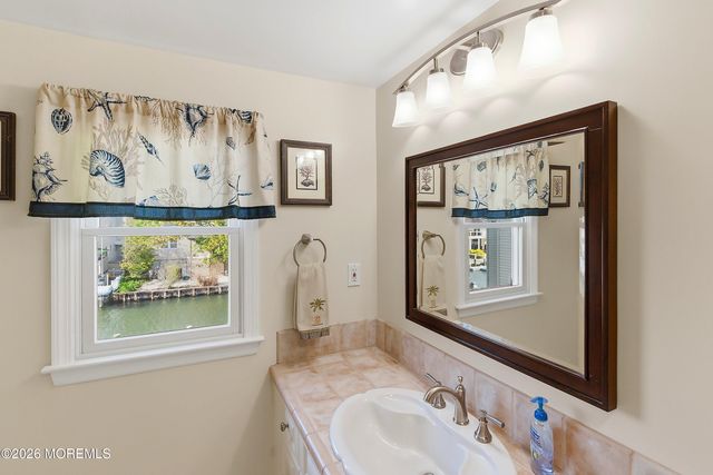 352 Silver Bay Road, Toms River, NJ 08753
