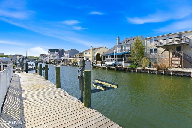 352 Silver Bay Road, Toms River, NJ 08753