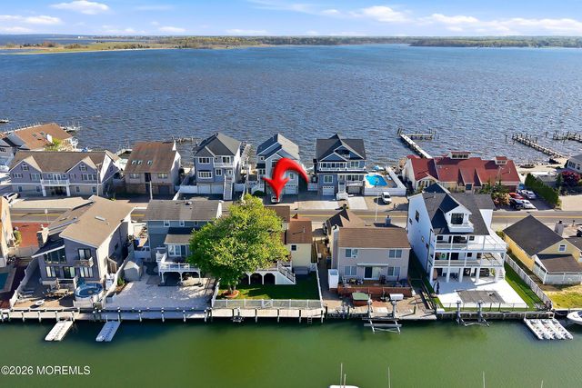 352 Silver Bay Road, Toms River, NJ 08753