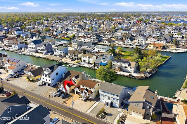 352 Silver Bay Road, Toms River, NJ 08753