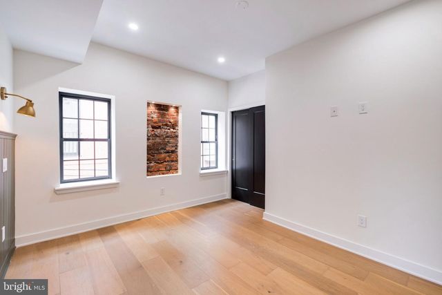 1418 ORANGE ST, Philadelphia, PA 19125