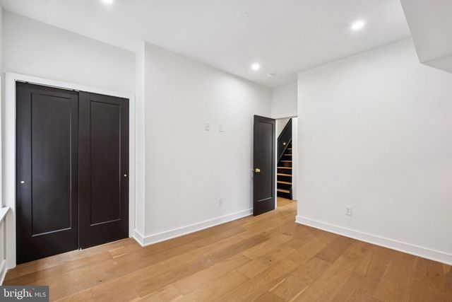 1418 ORANGE ST, Philadelphia, PA 19125