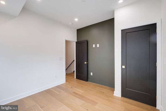 1418 ORANGE ST, Philadelphia, PA 19125