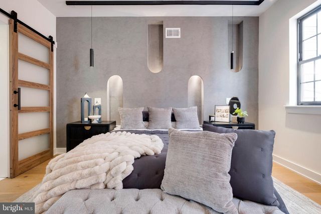 1418 ORANGE ST, Philadelphia, PA 19125