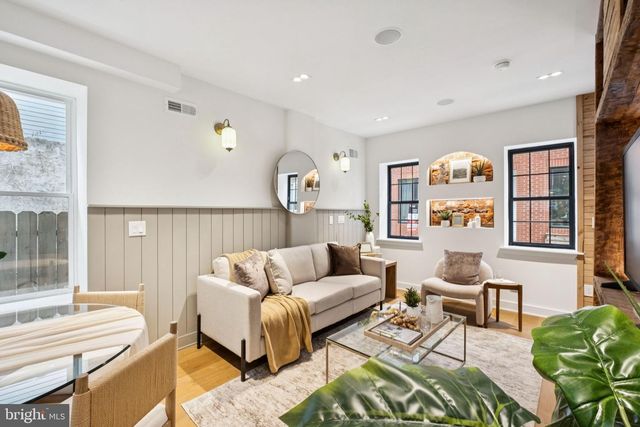 1418 ORANGE ST, Philadelphia, PA 19125