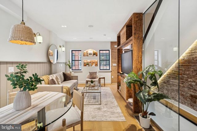 1418 ORANGE ST, Philadelphia, PA 19125