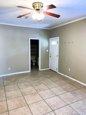 311 S Crocker Street, Sulphur, LA 70663