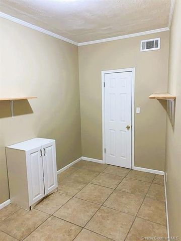 311 S Crocker Street, Sulphur, LA 70663