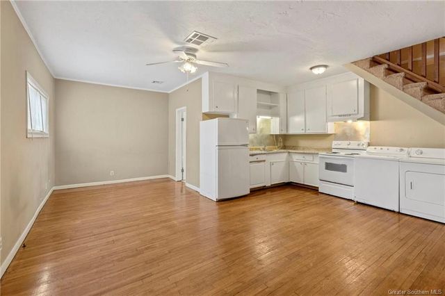 311 S Crocker Street, Sulphur, LA 70663