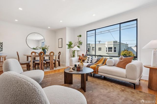 279 St Charles Avenue, San Francisco, CA 94132