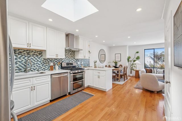 279 St Charles Avenue, San Francisco, CA 94132