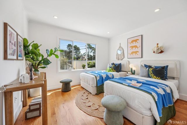 279 St Charles Avenue, San Francisco, CA 94132