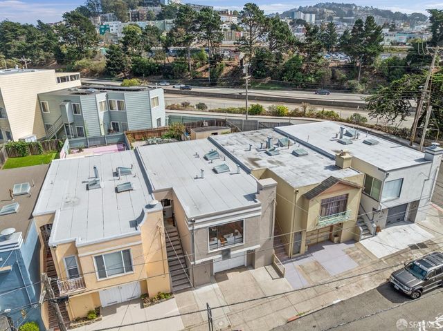 279 St Charles Avenue, San Francisco, CA 94132