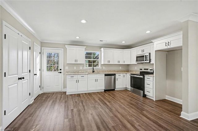 925 Randolph Street, High Point, NC 27260