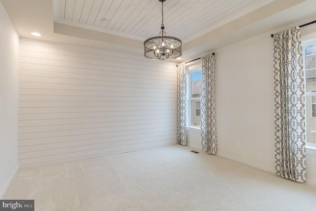 251 WILLIS ST, Fredericksburg, VA 22401