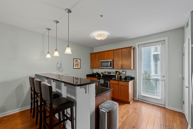 380 N Island Dr Apt 105, Memphis, TN 38103