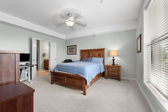 380 N Island Dr Apt 105, Memphis, TN 38103