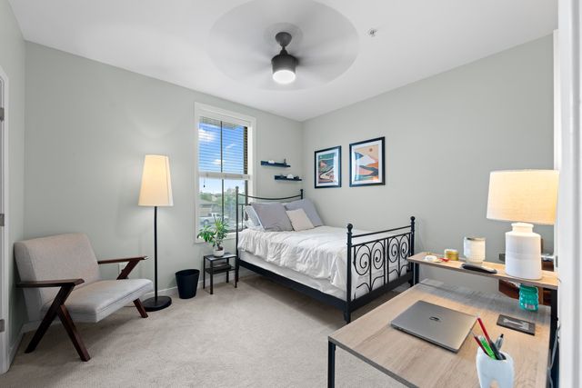 380 N Island Dr Apt 105, Memphis, TN 38103