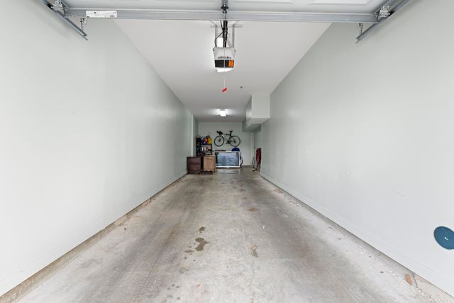 380 N Island Dr Apt 105, Memphis, TN 38103