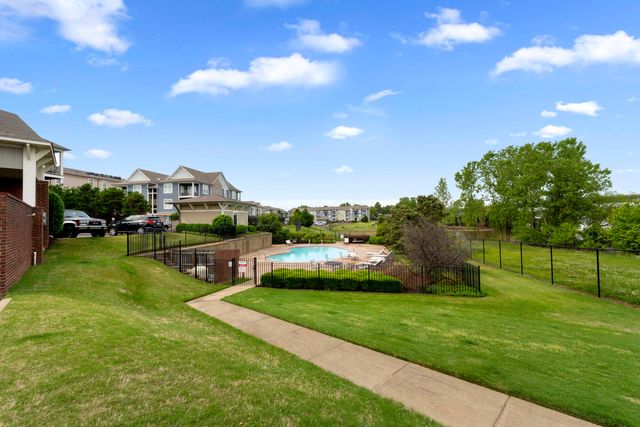 380 N Island Dr Apt 105, Memphis, TN 38103