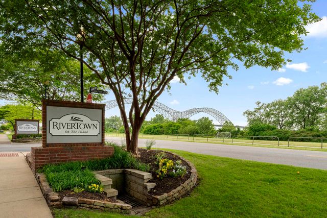 380 N Island Dr Apt 105, Memphis, TN 38103