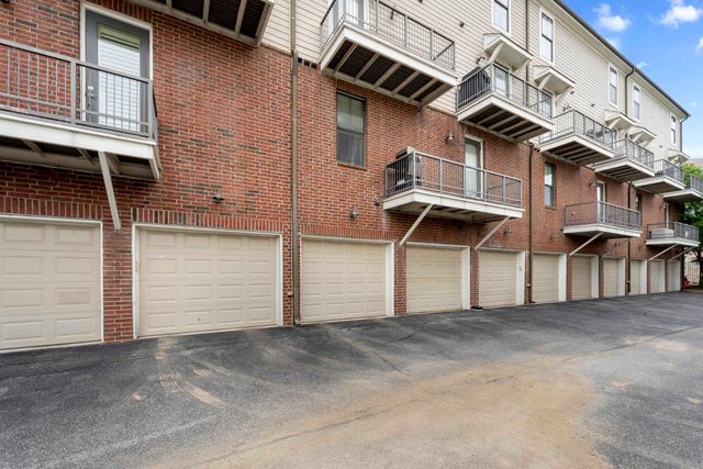 380 N Island Dr Apt 105, Memphis, TN 38103