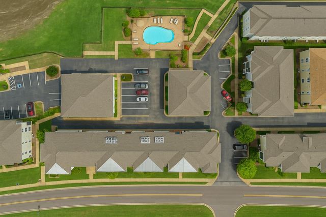 380 N Island Dr Apt 105, Memphis, TN 38103