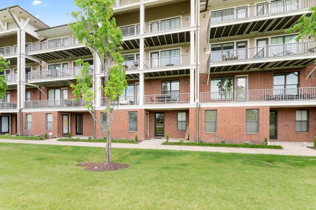 380 N Island Dr Apt 105, Memphis, TN 38103