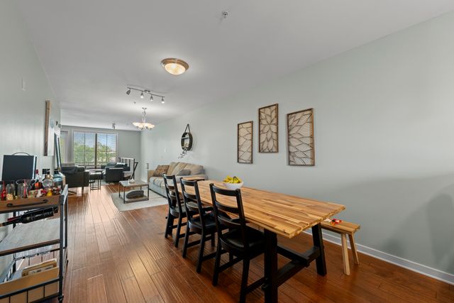 380 N Island Dr Apt 105, Memphis, TN 38103