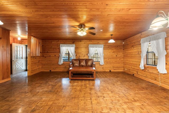 20314 Lake Vista Drive, Roland, AR 72135