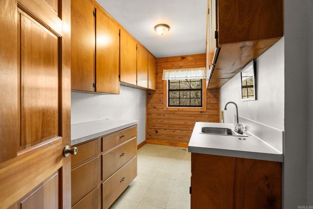 20314 Lake Vista Drive, Roland, AR 72135