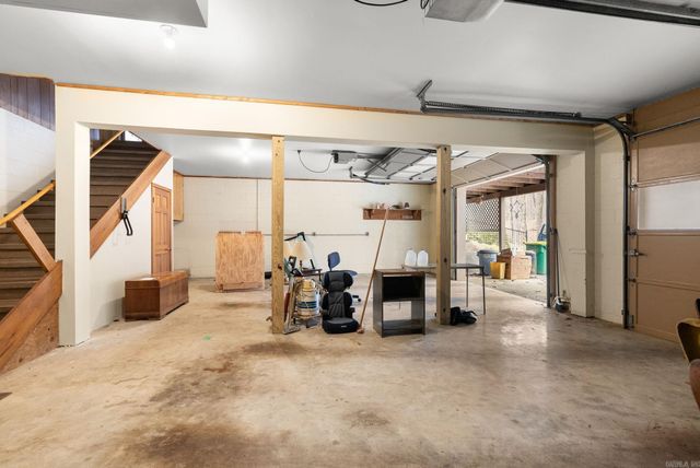 20314 Lake Vista Drive, Roland, AR 72135