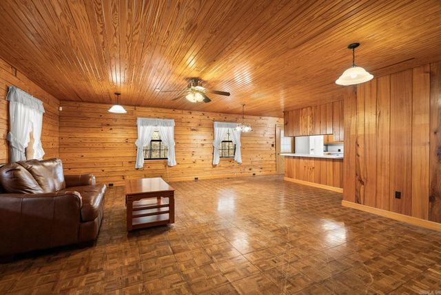 20314 Lake Vista Drive, Roland, AR 72135