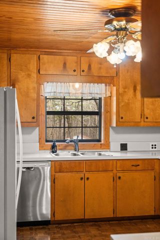 20314 Lake Vista Drive, Roland, AR 72135