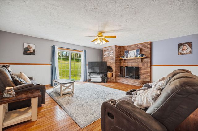 1680 KY-715, Rogers, KY 41365