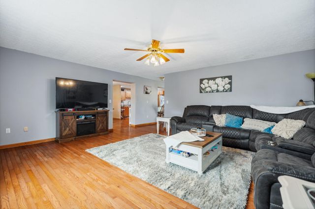1680 KY-715, Rogers, KY 41365