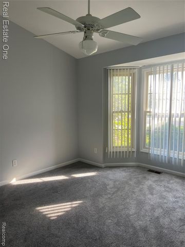 2519 Westmont Circle 4, Sterling Heights, MI 48310