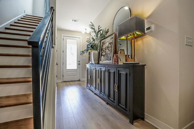 7037 WALKER FARMS DR, Bartlett, TN 38002