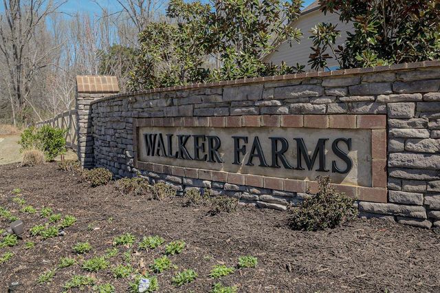 7037 WALKER FARMS DR, Bartlett, TN 38002