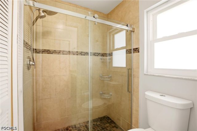 202 SE 10th TER, Cape Coral, FL 33990